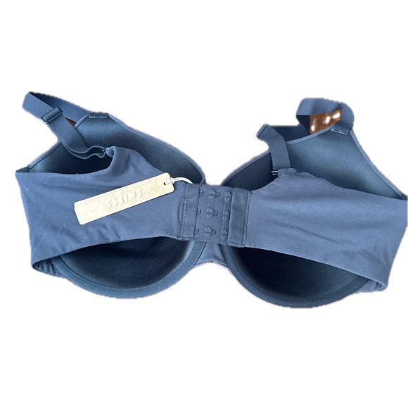 SKIMS Fits Everybody T Shirt Bra 38DDD Onyx NWT - Picture 2 of 7